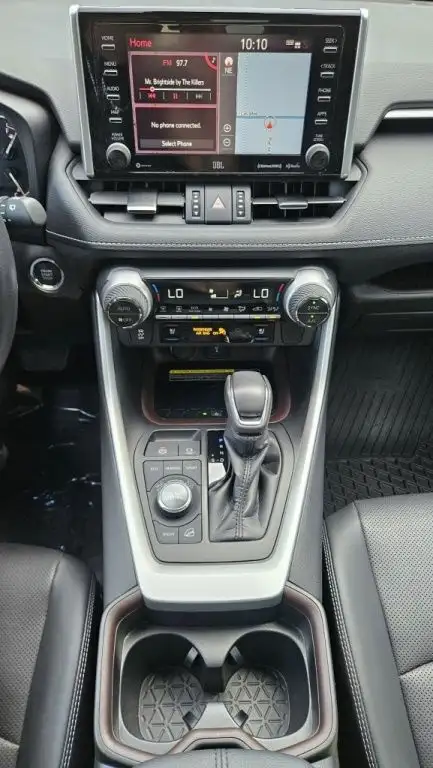 2021 Toyota RAV4 Limitée in Cars & Trucks in Longueuil / South Shore - Image 14