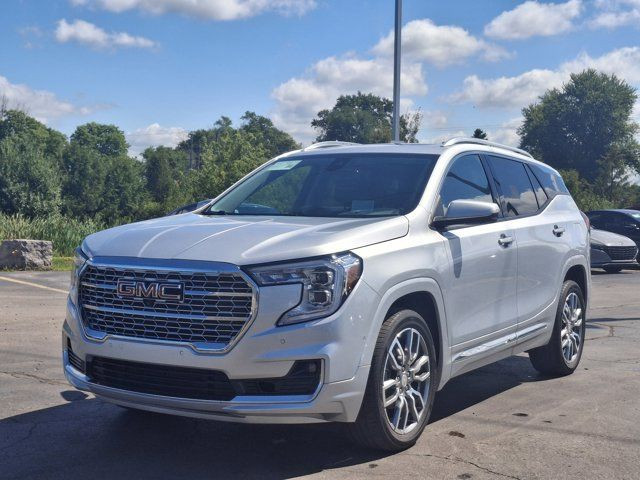 2022 GMC Terrain Denali AWD | Leather | Sunroof | Nav | in Cars & Trucks in Guelph