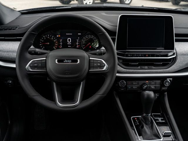 2025 Jeep Compass North in Cars & Trucks in Barrie - Image 2