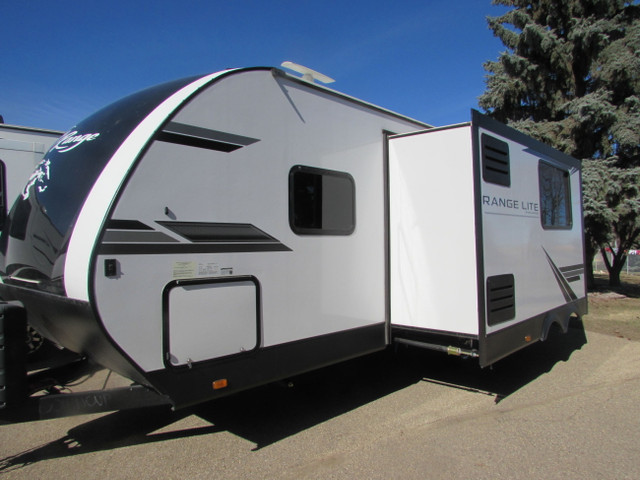 2021 Open Range 241BHS QUEEN BED IN SEPARATE BEDROOM in Travel Trailers & Campers in Red Deer