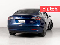 NO ACCIDENTS / CLEAN CARFAX / 1 OWNER / Auto Dimming Rearview Mirror, Front Heated Seats, Rear Heate... (image 4)