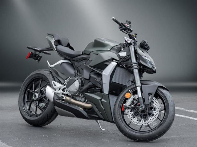 2024 Ducati Motorcycle Scrambler in Street, Cruisers & Choppers in City of Toronto - Image 2