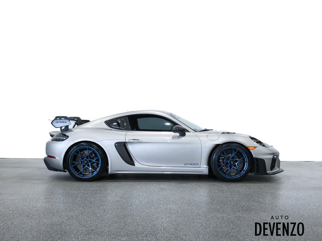 2025 Porsche 718 Cayman GT4 RS Weissach Package in Cars & Trucks in Laval / North Shore - Image 2