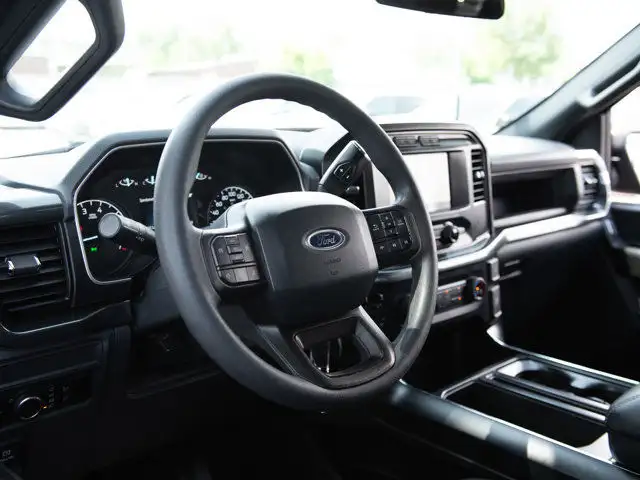 2023 Ford F-150 2.7L, Trailer Tow Pkg, STX Appearance Pkg in Cars & Trucks in Calgary - Image 4