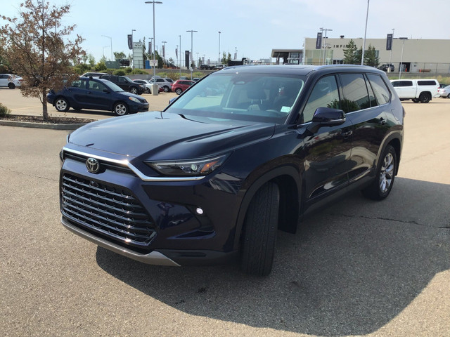 2024 Toyota Grand Highlander Limited TEST DRIVE UNIT - NOT FO... in Cars & Trucks in Edmonton - Image 3