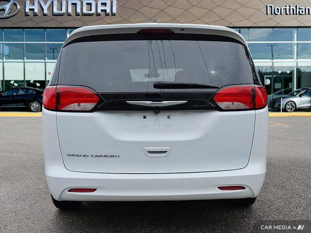 2023 Chrysler Grand Caravan SXT | Bluetooth | Backup Camera in Cars & Trucks in Prince George - Image 4