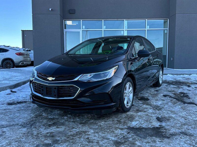 2018 Chevrolet Cruze LT Auto in Cars & Trucks in St. Albert - Image 3