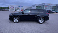 All Wheel Drive. Cloth Interior. Touchscreen. Bluetooth. Rear View Backup Camera. Push Button Start.... (image 5)