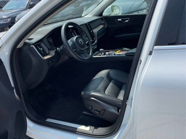 2022 Volvo XC60 Momentum | Leather | Sunroof | Nav | Adaptive in Cars & Trucks in Guelph - Image 2