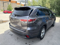 Ready to take on daily drives, road trips, and everything in between, this sophisticated SUV is desi... (image 8)