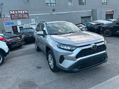 AWD LE, Apple CarPlay, Android Auto, Backup Camera, Heated Front Seats, Bluetooth, Power Locks, Powe...
