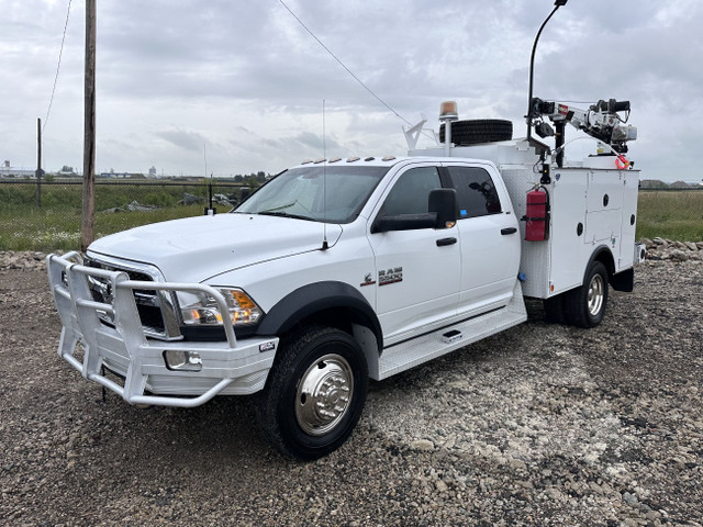 2017 Dodge 5500 CrewCab 4x4 Service Truck DSL 4004LBS VMAC in Heavy Trucks in Edmonton