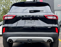 Ford Escape Plug-in Hybrid (PHEV) - Agate Black Metallic Exterior on Black Interior - Carfax Verifie... (image 3)