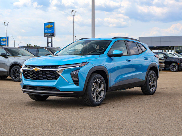 2025 Chevrolet Trax LT in Cars & Trucks in Edmonton - Image 4