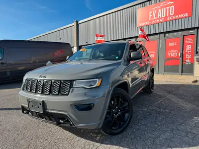 2020 Jeep Grand Cherokee Altitude AWD *GPS,Toit,Cuir,Mags 4x4 avec Moteur V6 de 3.6 litres! Beau loo...