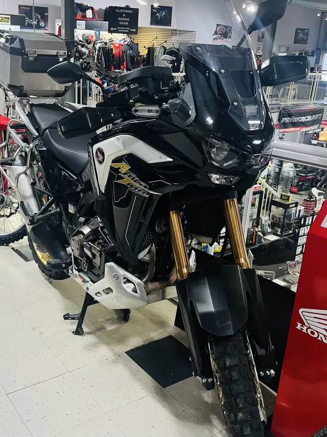 2021 Honda CRF11004DM AFRICA TWIN ADVENTURE SPORT DCT ES in Street, Cruisers & Choppers in Edmonton - Image 5