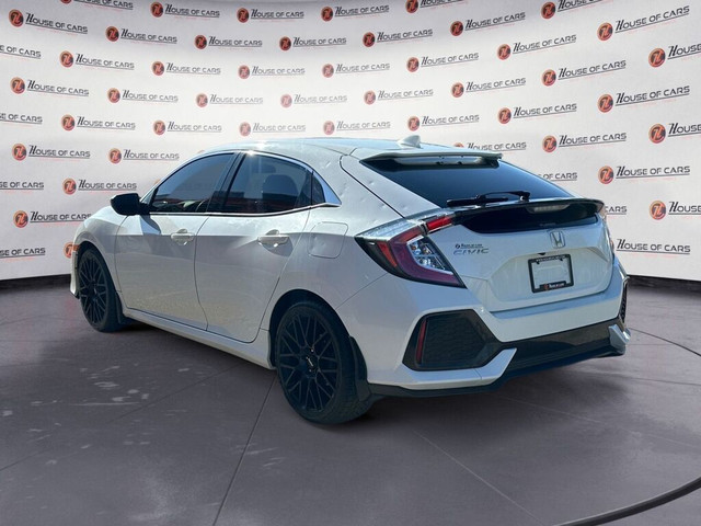 2017 Honda Civic Hatchback 5dr CVT LX in Cars & Trucks in Calgary - Image 4