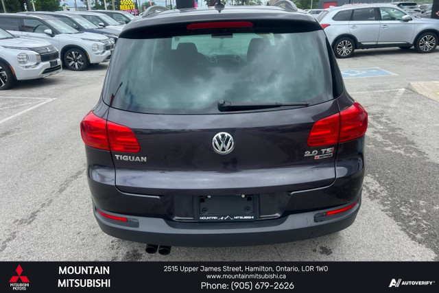 2016 Volkswagen Tiguan Comfortline - Sunroof in Cars & Trucks in Hamilton - Image 4