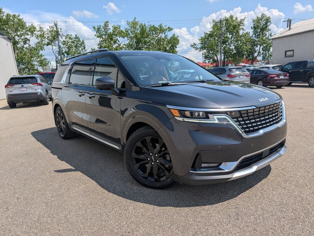 2022 KIA Carnival SX FWD for sale in Cars & Trucks in Grande Prairie - Image 3