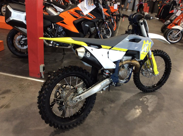 2023 Husqvarna FC 350 in Dirt Bikes & Motocross in Lévis - Image 3