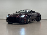 L'Aston Martin DBS Volante 2022 est un cabriolet à propulsion arrière propulsé par un moteur V12 de... (image 3)
