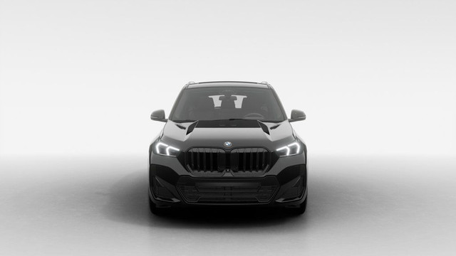 2026 BMW X1 xDrive28i | Polyvalente et puissante | Groupe M dans Autos et camions  à Ville de Montréal - Image 3
