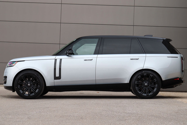 2024 Land Rover New Range Rover P530 SE LWB 7-SEAT in Cars & Trucks in London - Image 3