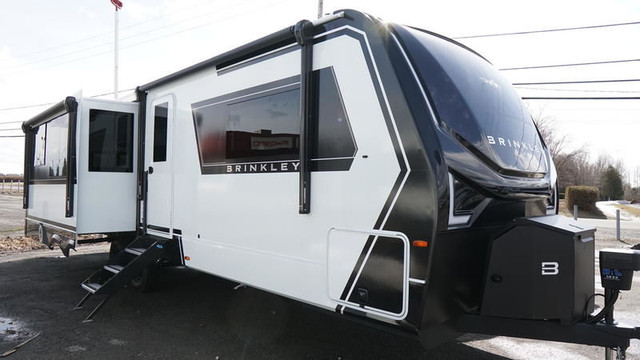 2025 Brinkley Model Z Air 297 in Travel Trailers & Campers in Ottawa