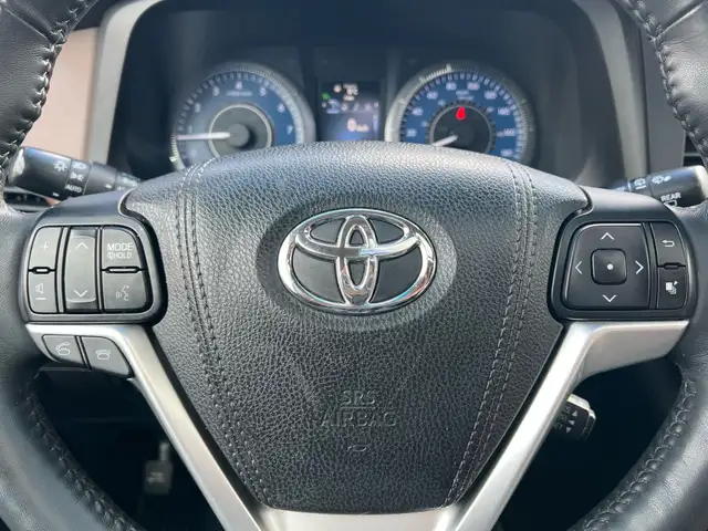 2017 Toyota Sienna XLE LIMITED AWD DUAL SUNROOF NAVI DVD BSM in Cars & Trucks in City of Toronto - Image 20