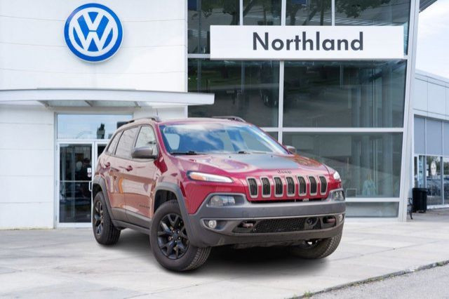 2016 Jeep Cherokee Trailhawk in Cars & Trucks in Calgary