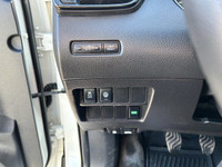 Air Conditioning, Auto High-beam Headlights, Electronic Stability Control, Front Bucket Seats, Fully... (image 7)