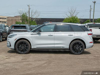 Sunroof! Impeccable exterior style, plush interior comfort, and active safety features make this Lin... (image 2)