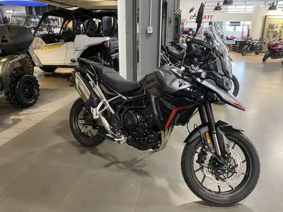 NO FREIGHT NO PDI WITH YOUR PURCHASE TODAY! 2025 Triumph Tiger 900 GT Pro Graphite / Sapphire Black...