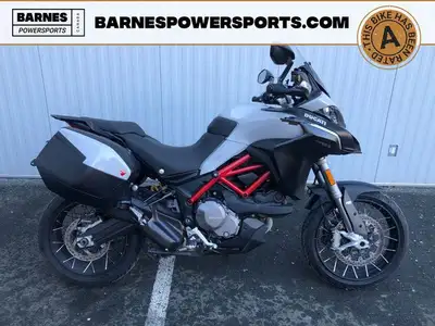 No Accidents! Local Island Trade-In!View Carfax Report Easy Financing Available Zero Down AvailableA...