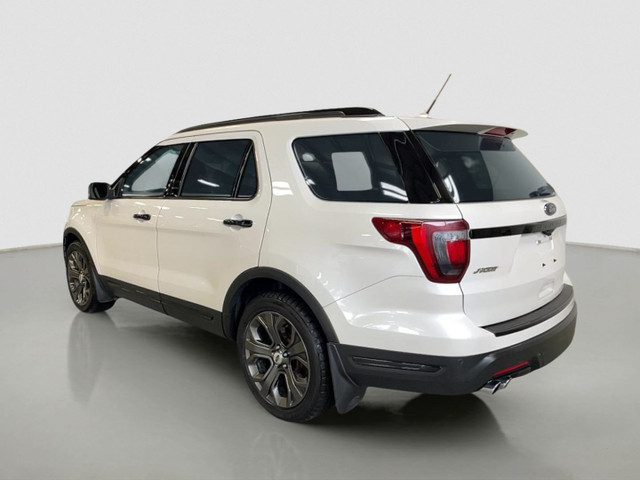 2018 Ford Explorer Sport 4WD in Cars & Trucks in Moose Jaw - Image 4