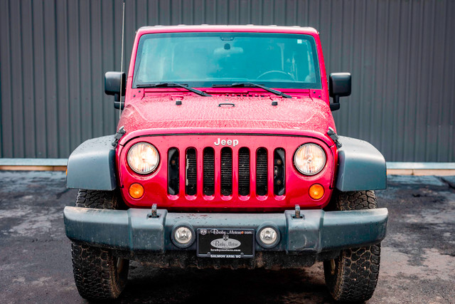 2012 Jeep Wrangler Sport SPORT AUTOMATIC HARD TOP in Cars & Trucks in Kamloops - Image 3