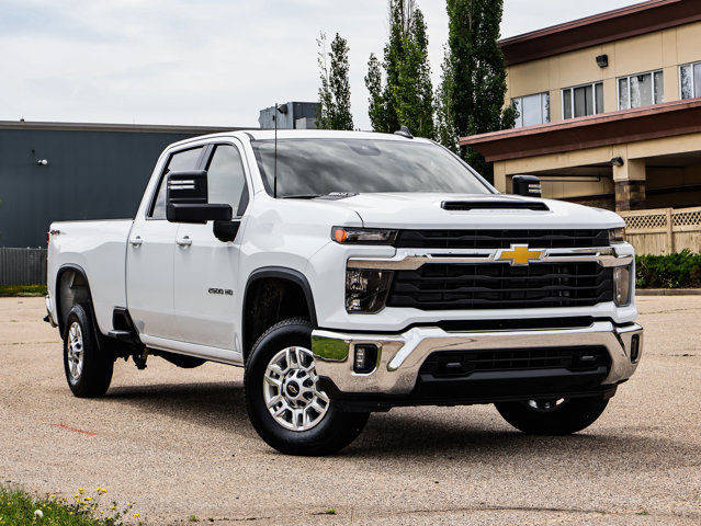 2025 Chevrolet Silverado 2500HD LT in Cars & Trucks in Strathcona County - Image 2