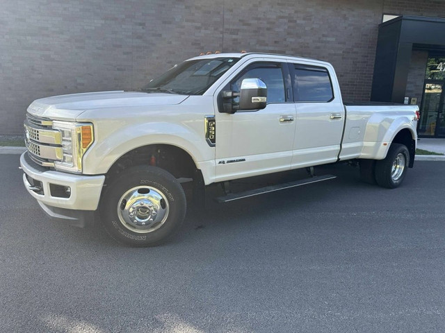 2017 Ford Super Duty F-350 à roues arrière jumelées dans Autos et camions  à Longueuil/Rive Sud - Image 3