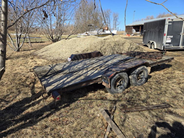 Custombuilt 18 Ft T/A Flat Deck Trailer in Cargo & Utility Trailers in Edmonton - Image 3