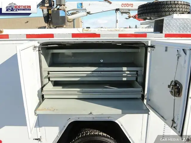 2018 RAM 5500 Chassis ST/SLT REGULAR CAB 4X4 SERVICE TRUCK CR... dans Autos et camions dans Ville d’Edmonton - Image 14