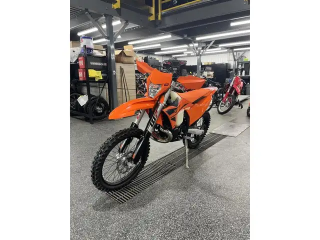 2025 KTM 300 XC-W in Dirt Bikes & Motocross in Granby - Image 7