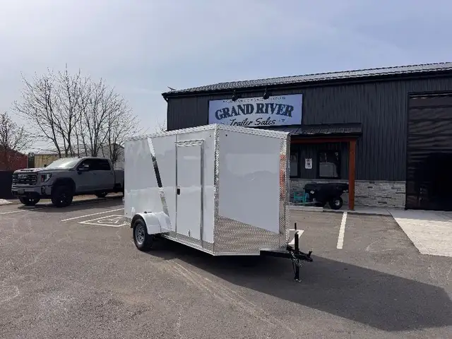 6x12 Single Axle 6.6 INT Enclosed Cargo Trailer in Cargo & Utility Trailers in Brantford - Image 2