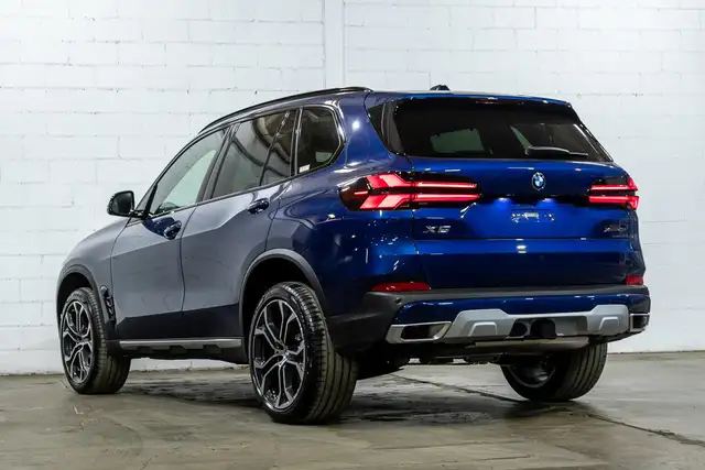 2025 BMW X5 xDrive40i | Edition 25 Jahre | Affichage tête in Cars & Trucks in City of Montréal - Image 7