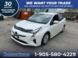 2016 Toyota Prius FRESH TRADE | GAS SAVER | COME SEE US |
