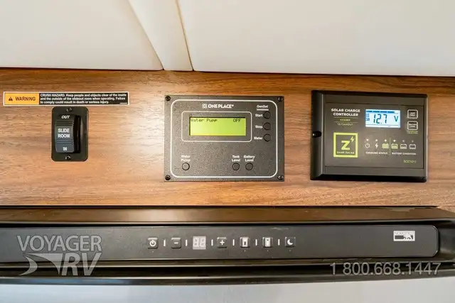 2025 Winnebago Navion 24J in RVs & Motorhomes in Kelowna - Image 31