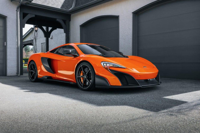 2016 McLaren 675LT in Cars & Trucks in Delta/Surrey/Langley - Image 3