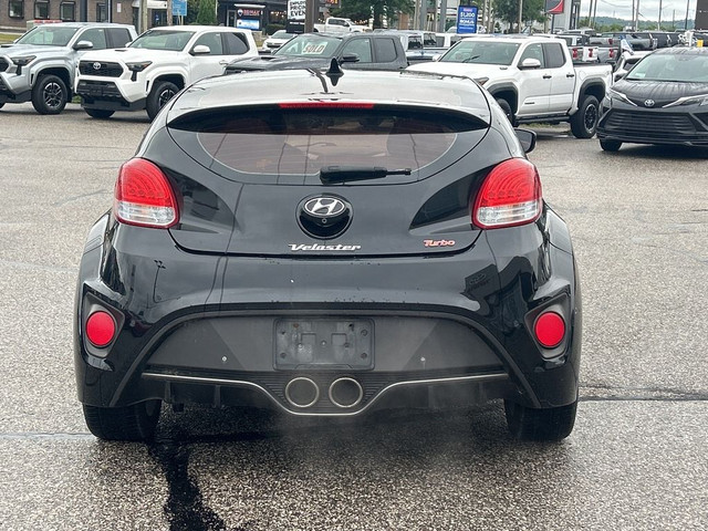 2015 Hyundai Veloster Turbo in Cars & Trucks in Barrie - Image 4
