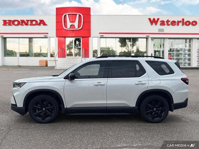 2023 Honda Pilot Black Edition | AWD | ONE OWNER | in Cars & Trucks in Kitchener / Waterloo - Image 2