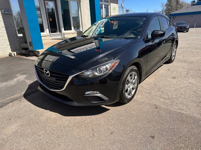 2015 Mazda 3 GX GX-AUTOMATIQUE-Climatiseur-Bluetooth-Commande... in Cars & Trucks in Québec City