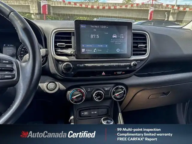 2022 Hyundai Venue Preferred | Apple CarPlay | Lane Keep in Cars & Trucks in Tricities/Pitt/Maple - Image 17